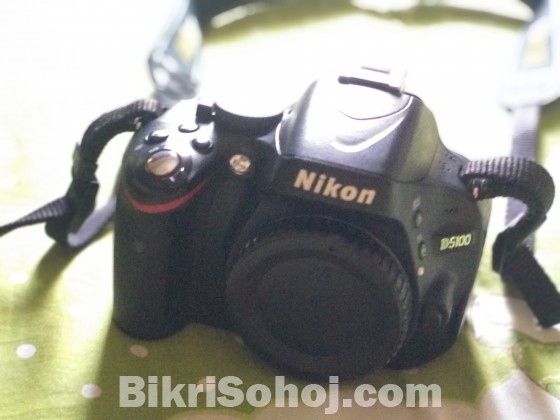 Nikon DSLR D5100